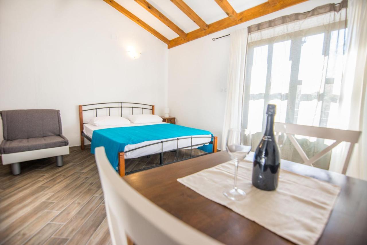 Apartments Tarragon Ugrinici Dış mekan fotoğraf